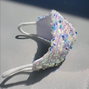 Flip sequin embellished cover mask